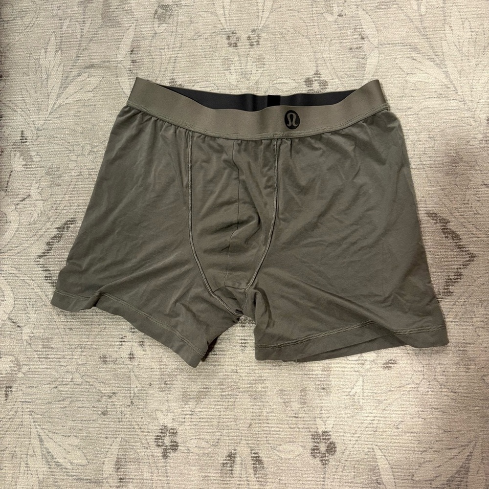 Lululemon Built to Move Boxer Briefs Olive Green Size L NWOT